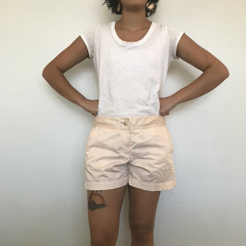 **SOLD ELSEWHERE: Women's shorts (LOFT, size 8)